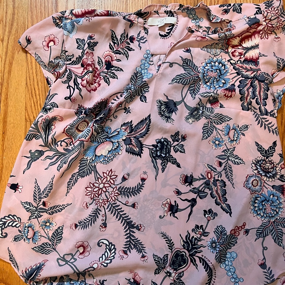 LOFT pink short sleeve blouse
